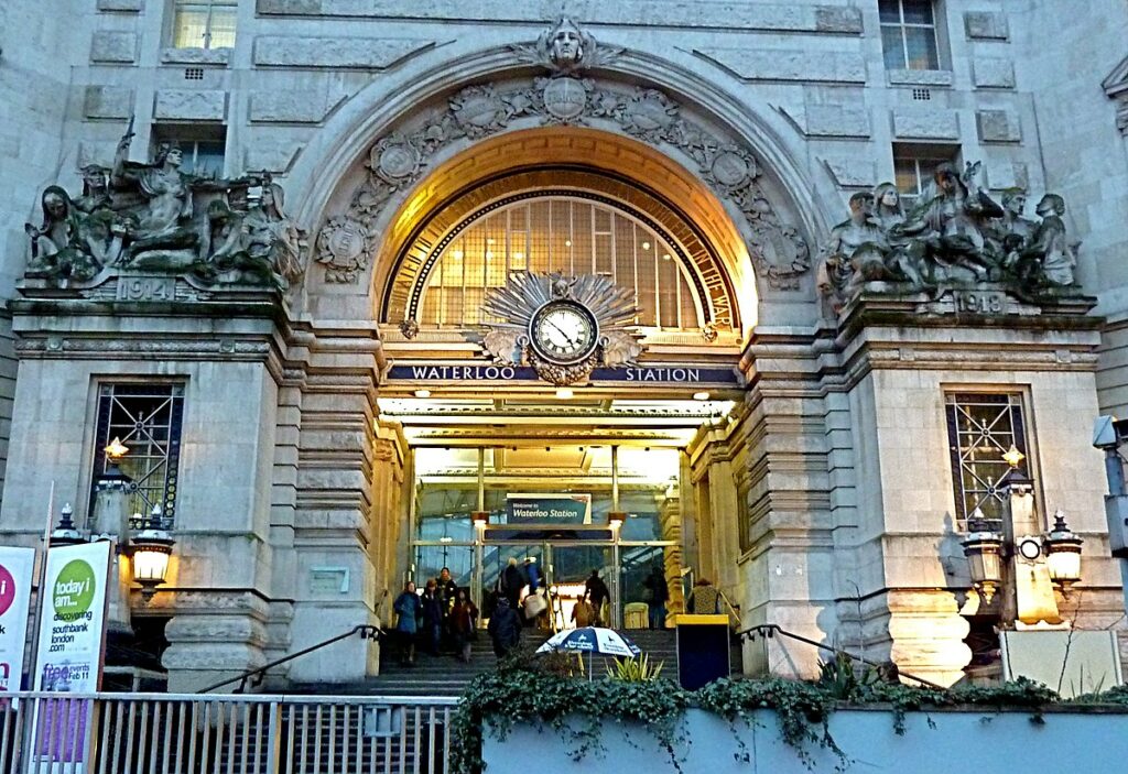 Waterloo Train Station